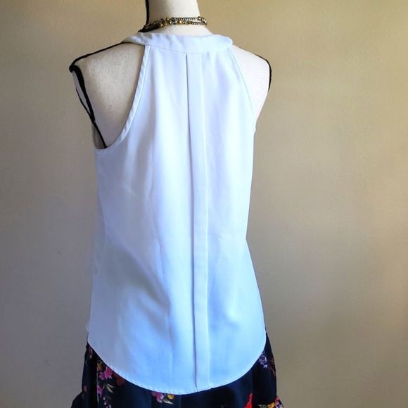 Trina Turk Halter in White sz Small - Picture 8 of 11